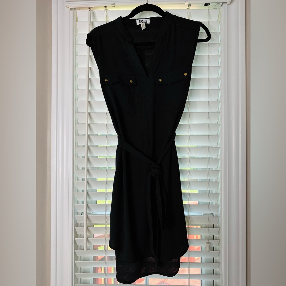 ALI & KRIS SLEEVELESS DRESS LIGHTWEIGHT DRESS BLACK GREAT CONDITION